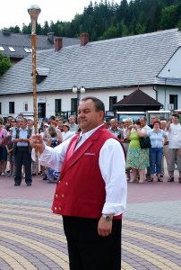 śp. Henryk Itner podczas wydarzeń w mieście
